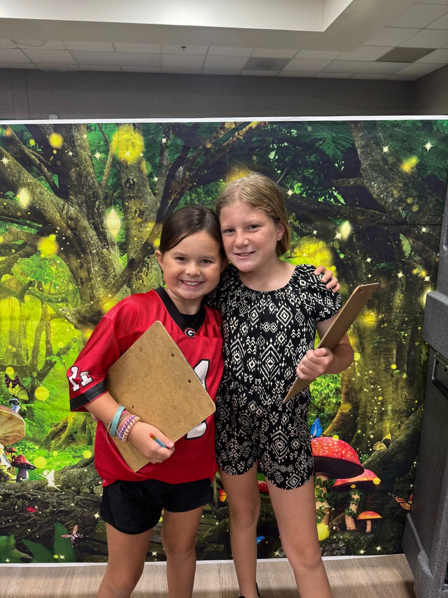 Our students got a magical first look at the Everglow Forest Book Fair! They’re exploring a world of wonderful stories and exciting books to add to their collections. Get ready to shop next week and bring home some reading treasures! <a href="/CherokeeSchools/">Cherokee Co. Schools</a> <a href="/CcsdMedia/">MediaCCSD</a>