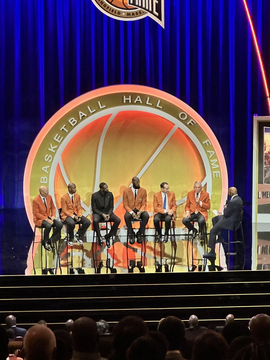 The 2008 <a href="/usabasketball/">USA Basketball</a> “Redeem Team” takes the stage at the <a href="/Hoophall/">Basketball HOF</a> ceremony with team members <a href="/KingJames/">LeBron James</a>, <a href="/DwyaneWade/">DWade</a>, <a href="/CP3/">Chris Paul</a>, and <a href="/RealJasonKidd/">Jason Kidd</a> representing. 

<a href="/CitrusTVSports/">CitrusTV Sports</a>