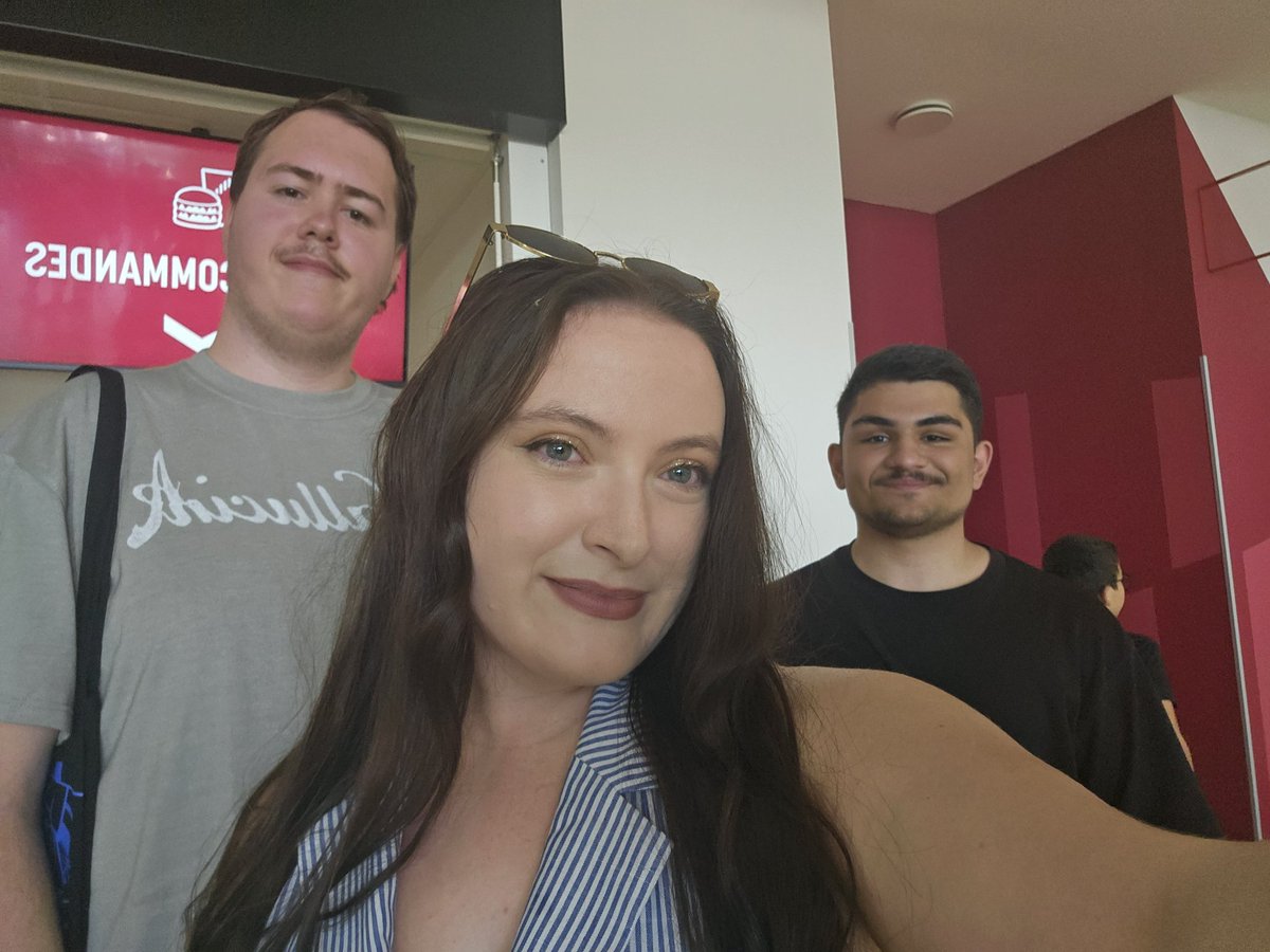 haneIizabeth's tweet image. Best @MrSavage mod @TheHuntingTurd