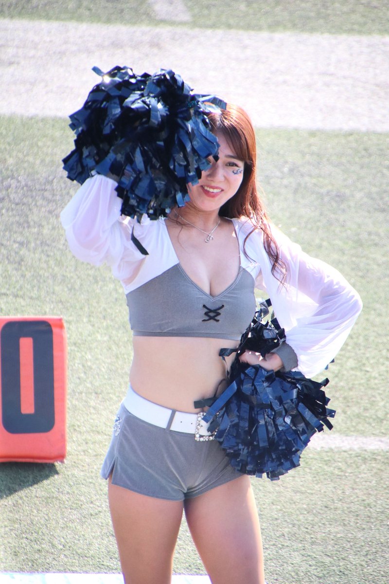 hk_1966's tweet photo. 『始まり』
ブルーサンダースvs. 電通
富士通スタジアム川崎
#xleague
#ファインダーチアリーダー
#アメフト https://t.co/ulifjzkTia
