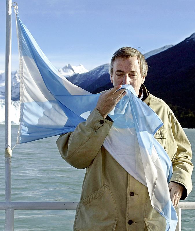 Comparte este Néstor Kirchner de la suerte para que mañana triunfe el peronismo en Provincia de Buenos Aires 

#FuerzaPatria #YoVotoFuerzaPatria