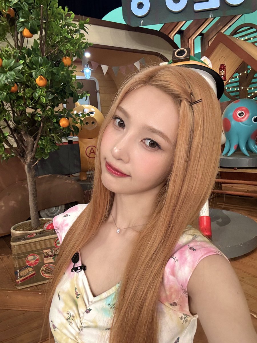 SBS &lt;TV 동물농장&gt;💚

⏰잠시 후 9시 30분

#JOY #조이
#RedVelvet #레드벨벳
#TV동물농장