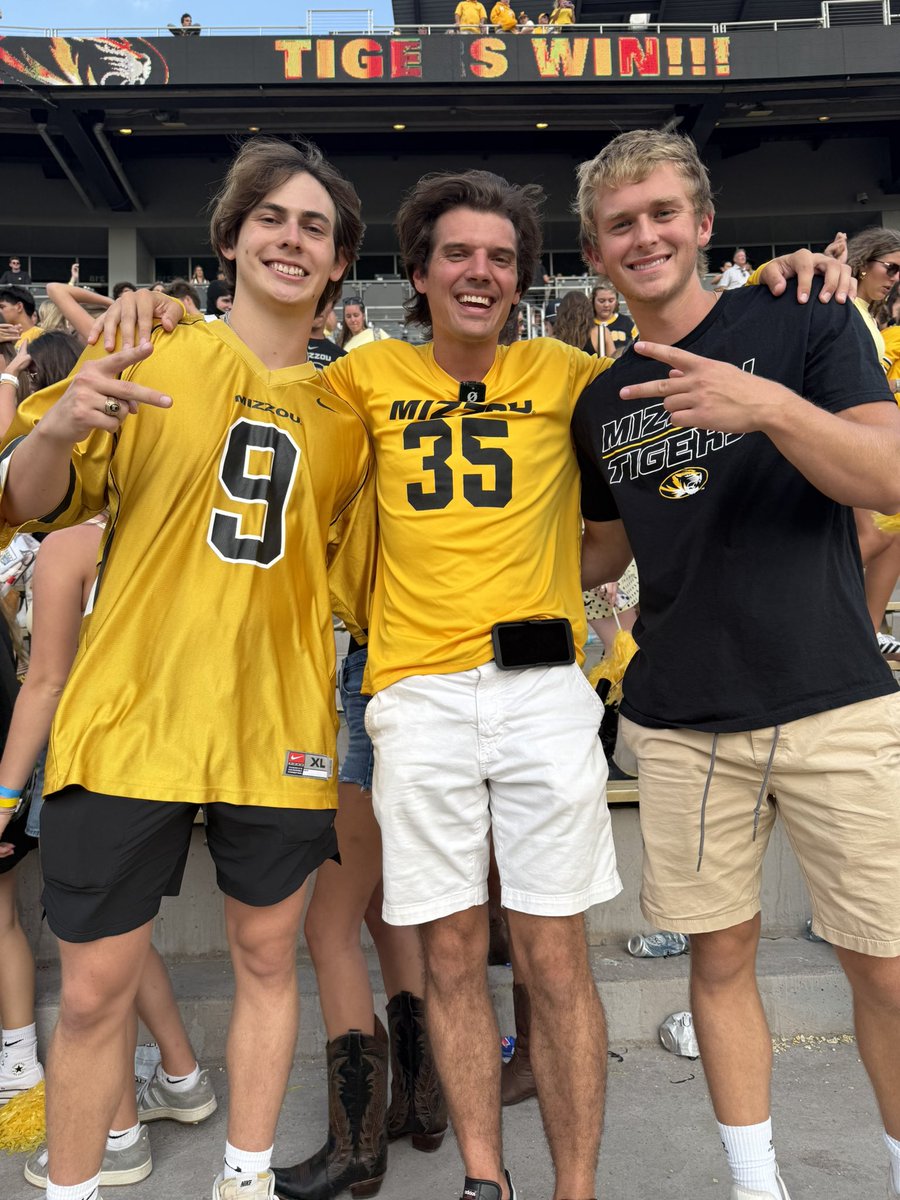 90 Stadiums. 90 Days.

I love being able to finally meet all of you in person man. Most fun I’ve had making content in years.