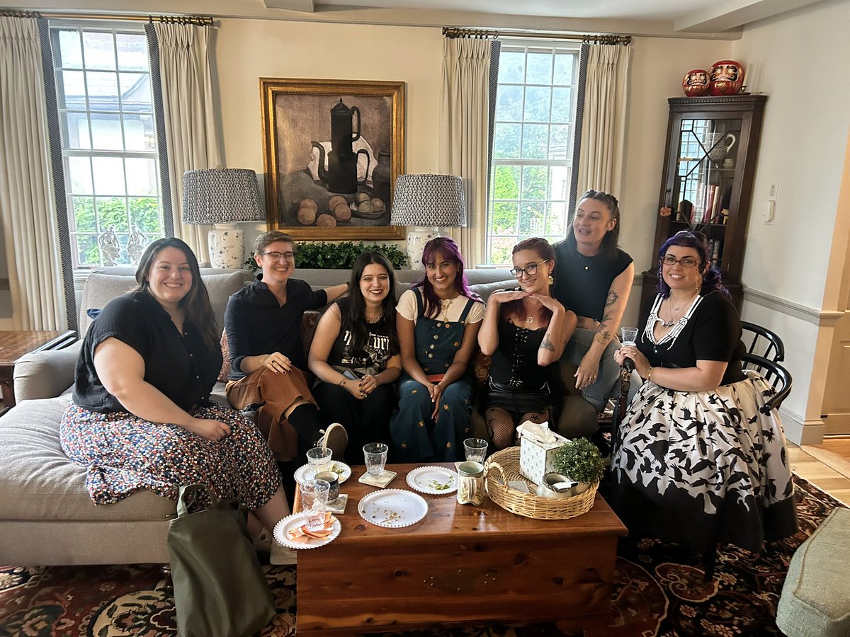 suzanne albanis (agented!)🌿 🐞 tweet media