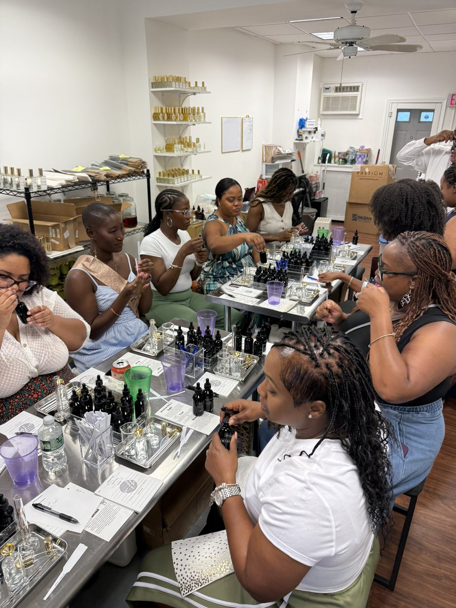 Hosted a birthday party at <a href="/mysafragrance/">Mysa Fragrance Haus</a> today 🥰