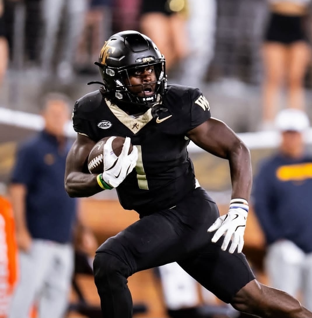 NCAAFNation247's tweet photo. Week 2 Performance

RB Demond Claiborne - Wake Forest

• 193 Rushing yards 3 TDs
• 19.3 yards per carry