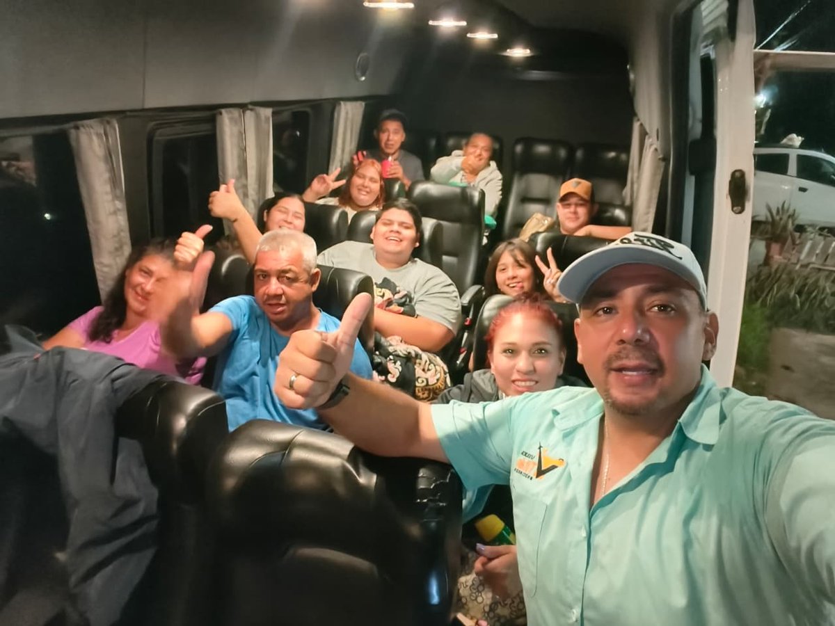 VIAJESTITAN's tweet photo. En viajes titán te invitamos a realizar tu viaje divertido como ellos el profesionalismo y atención garantizado https://t.co/a6ohdtW4lZ
