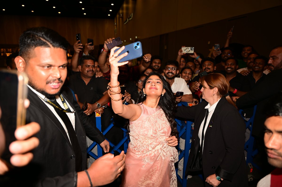 <a href="/Sai_Pallavi92/">Sai Pallavi</a> walks in, and suddenly the red carpet feels alive with her warmth and glow. 

Dubai Local Partner: @truckersuae

#NEXASIIMA #SIIMAinDubai #SIIMA2025 #NEXA #Airtel #Swastiks #HonerHomes #SouthIndiaShoppingMall #BigC #EaseMyTrip #adityaramchairman #Budbee #SMAAX