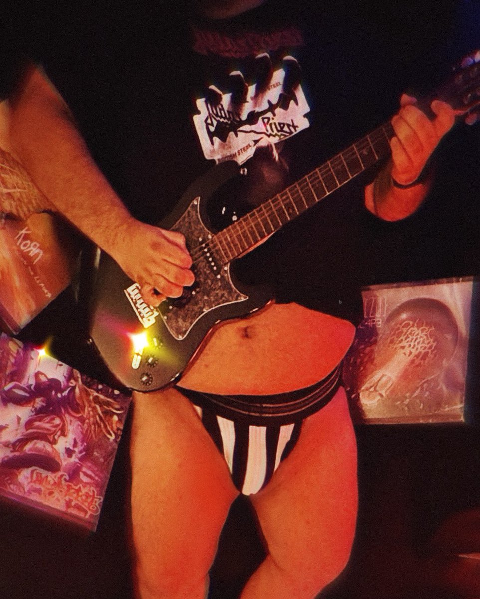 Rock out with ur cock out frrrr