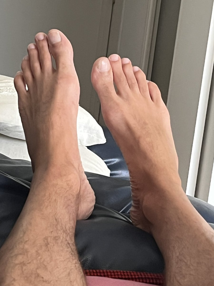 French🇫🇷baguette🥖XL☺️ 1m93🧍🏻47🦶 tweet media