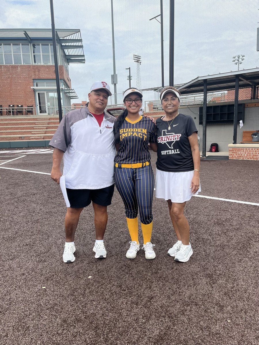 Thank you so much to <a href="/TUSBTigers/">Trinity Softball</a> for putting on such a phenomenal camp! I had an amazing time showcasing my skills, touring the athletic facilities, and getting some live scrimmage action. I loved getting to know the players and the incredible coaches, <a href="/BWittenauer26/">Bailey Wittenauer</a> and