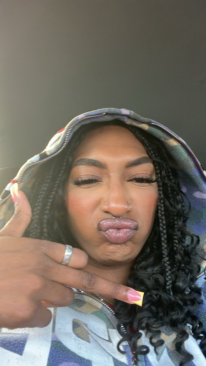 NUBOOSKII's tweet image. 