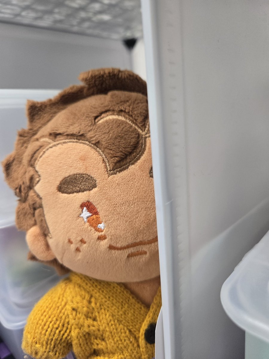 u got some games on ur phone