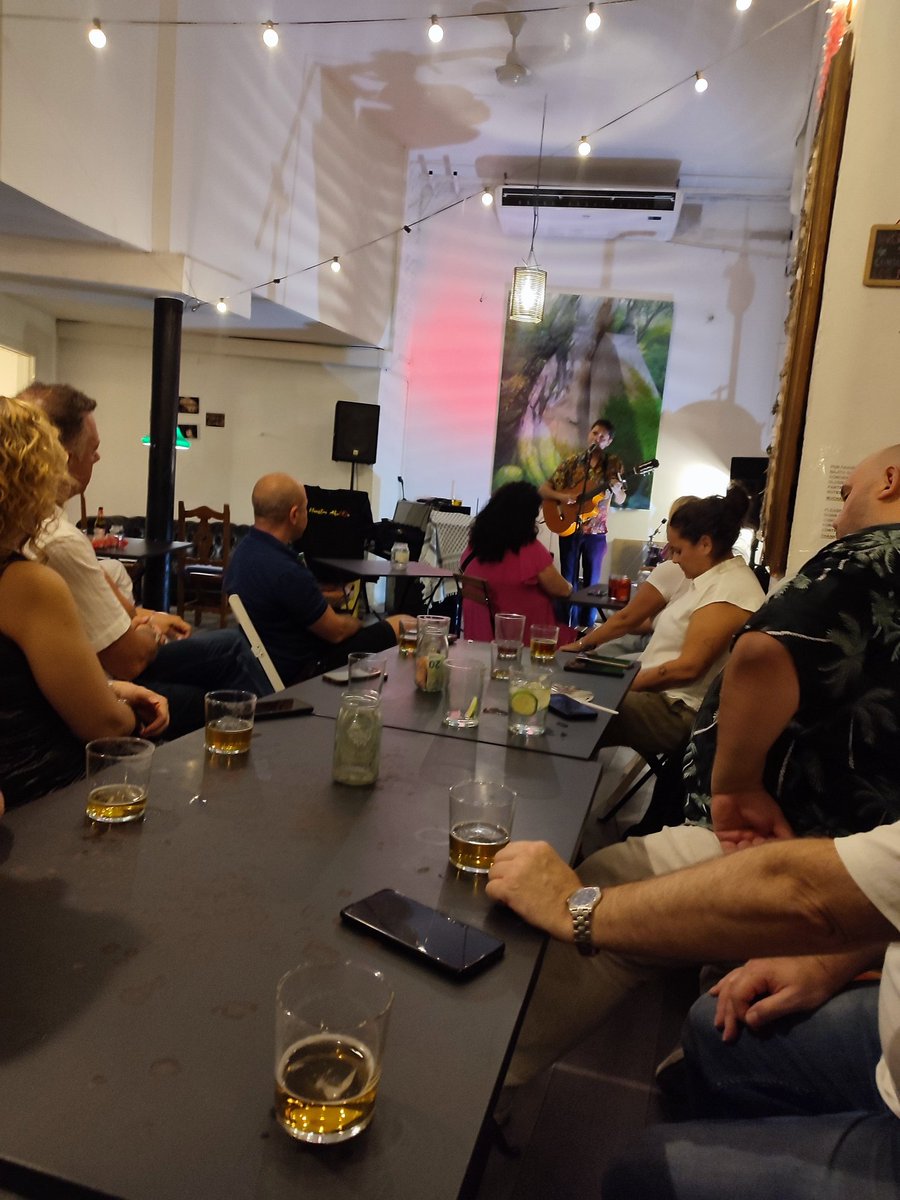 <a href="/gardialfonso/">Alfonso Gardi - Fisuras</a> ¿Y si nos unimos? 👏🏻👍🏻👏🏻