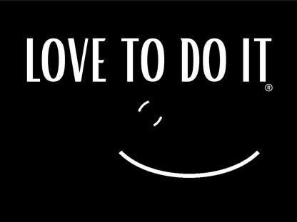 iVanRod4's tweet image. Depois de muitas tentativas, conseguimos. 
A "Love to do It" já tem um logótipo para reforçar a marca.