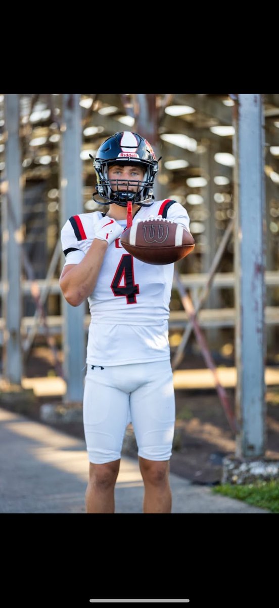 OdessaFootball's tweet photo. Offensive Leaders
Week 2 Vs Clinton

M. Scott 23-36 424 Yards 3 Tds/ 1 Rush TD
C. Westerhold 18 Car 69 Yards 1 TD
T. Sanders 6 Car 46 Yards 1 TD
J. Whitaker 11 Catches 252 Yards 1 TD
A. Powell 6 Catches 90 Yards 1 TD
C. Tilden 1 Catch 10 Yards 1 TD
B. 
Kirkland 1 Catch 42 Yards https://t.co/KdFJK4rtXY