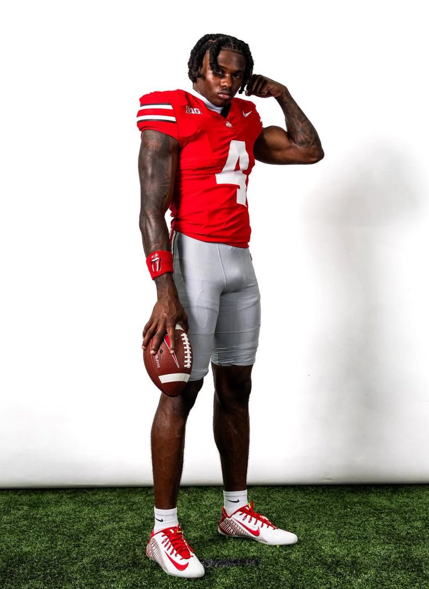 BEST WR IN THE COUNTRY. <a href="/Jermiah_Smith1/">Jeremiah Smith</a>