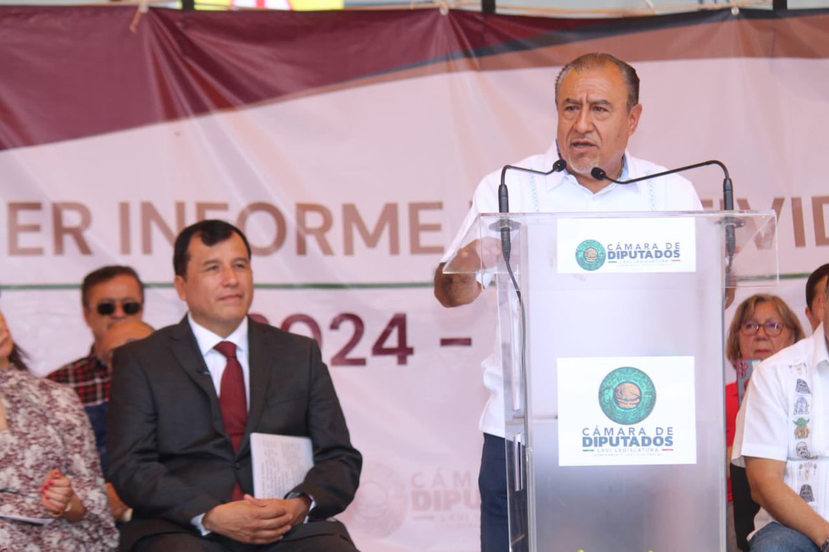 ¡Gran día acompañando a mi amigo, el dip. fed. Francisco Sánchez, en su 1er informe! Es inspirador ver su dedicación y el trabajo que ha demostrado. Me dio mucho gusto reencontrarme con líderes y amigos comprometidos con sus comunidades. ¡Sigamos trabajando por un futuro mejor!