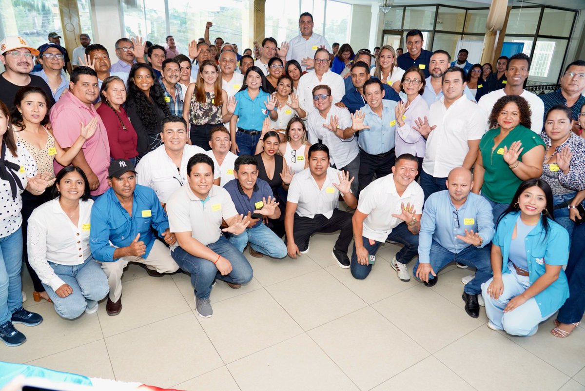 📍 Hoy la Dirección Provincial del Guayas capacitó a concejales y juntas parroquiales. 💙❤️ Unidos y comprometidos, seguimos trabajando en territorio por nuestra gente.
#RevoluciónCiudadana #GuayasUnido #FuerzaRC5