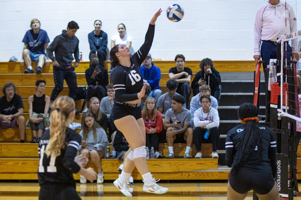 LADY CHARGERS FALL TO WCU IN FINAL MATCH AT PSAC EAST KICKOFF TOURNAMENT

chargerathletics.com/sports/wvball/…