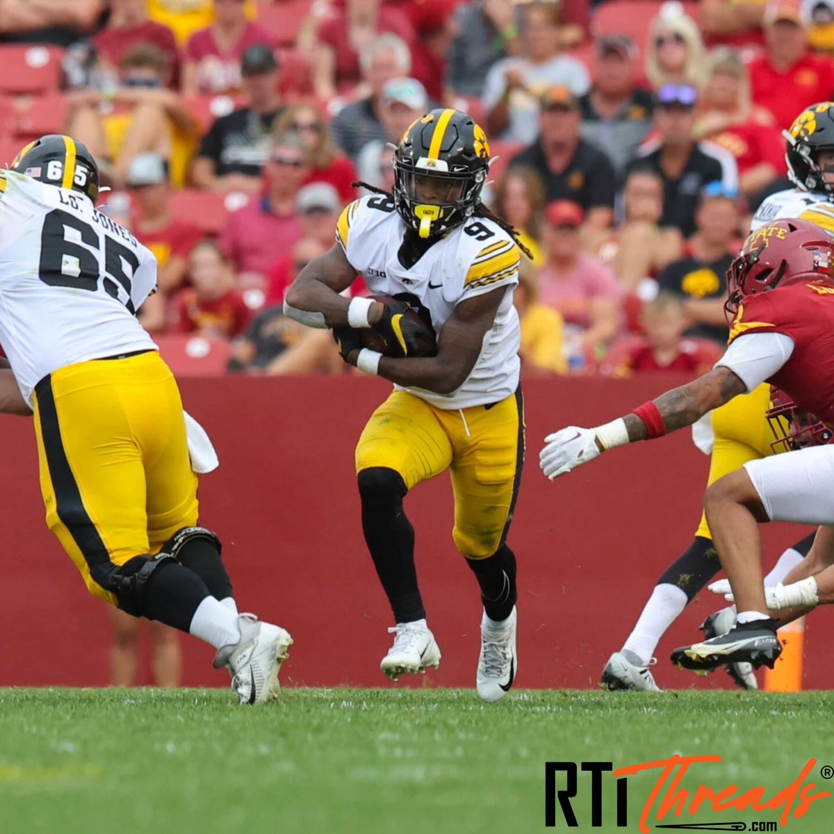 RTI Threads Player-of-the-Game

RB Jaziun Patterson

11 car, 60 yds (5.5 ypc); 1 rec, 2 yds

Iowa State def. Iowa  16-13

LIVE ANALYSIS: youtube.com/watch?v=xl4YFq…

#Hawkeyes #Iowa #IowaHawkeyes #IowaFootball #CyHawk #BigTen #B1G <a href="/J4thegreat2/">Jaz 🧎🏾‍➡️</a> <a href="/RtiThreads/">RTI Threads</a>

Courtesy: Iowa Athletics