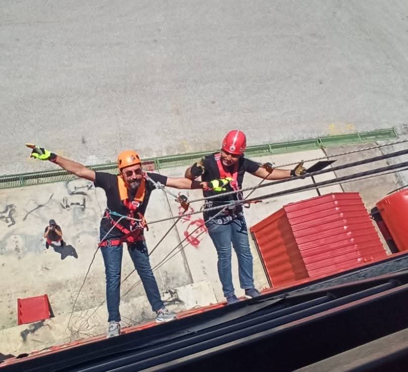 'İyi insan olmak yetmez, aynı zamanda iyi bir ayakkabıcı olacaksınız"
        Sokrates