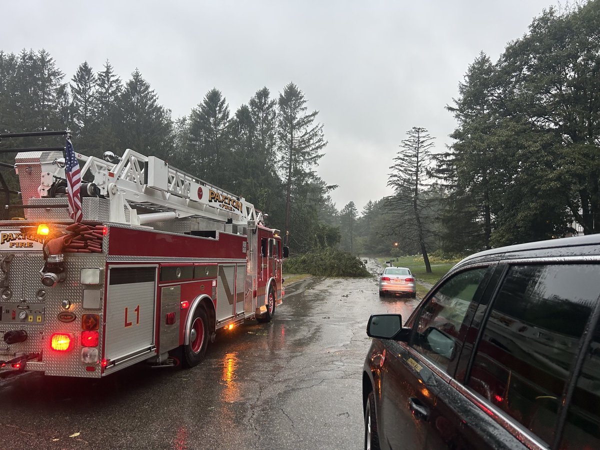 Multiple trees down on Richards (Rt 56) use caution in the area. ⁦<a href="/NWSBoston/">NWS Boston</a>⁩ ⁦<a href="/wbz/">WBZ | CBS News Boston</a>⁩