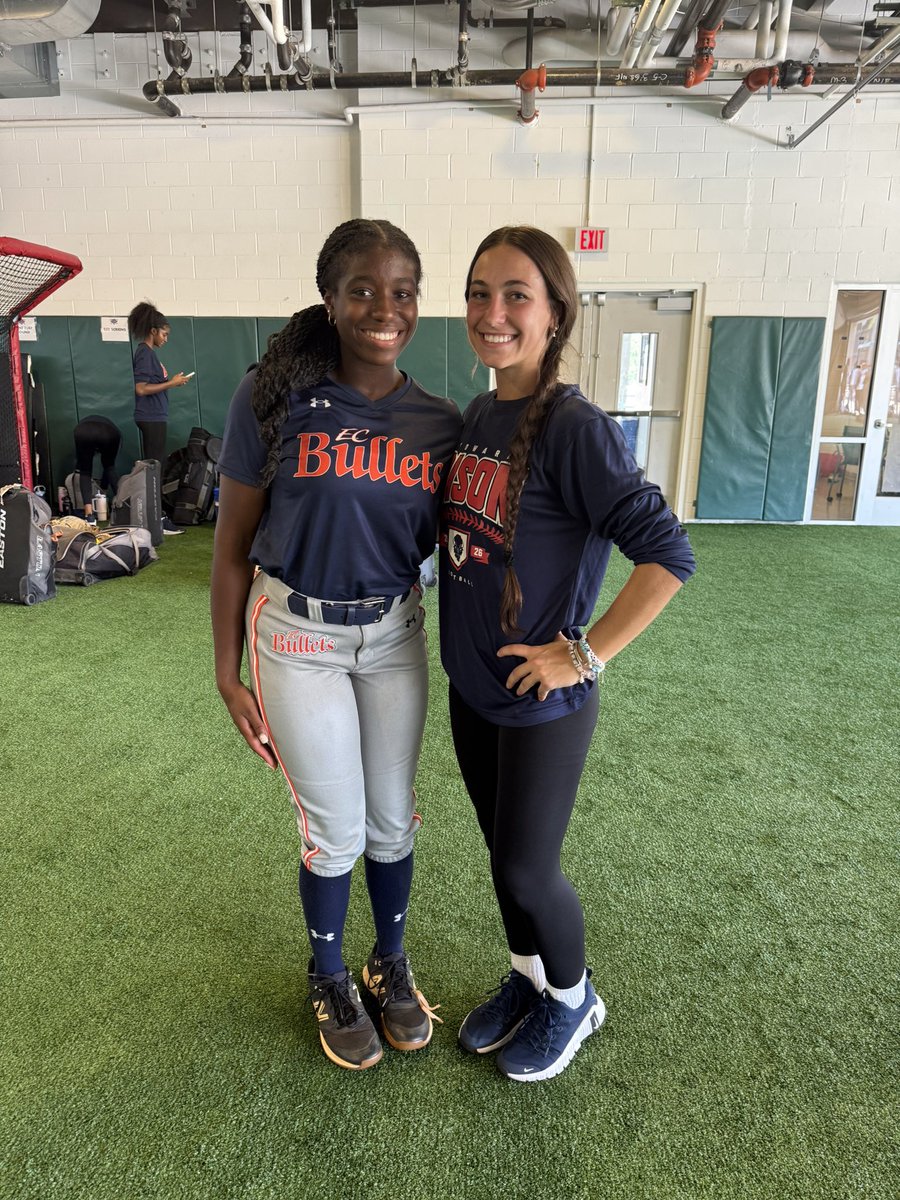 A great day in Washington thanks to <a href="/HUBisonSoftball/">Howard Bison Softball</a> for a great camp! Loved the coaching style <a href="/ToriTyson/">Tori Tyson</a>! See you soon at the next camp! <a href="/CoachLowe888/">Coach Lowe</a> <a href="/EastCobbBullets/">EC Bullets Fastpitch</a> <a href="/ECB_Premier/">EC Bullets Premier</a> <a href="/commit2HBCU/">SHOWCASE HBCU</a> <a href="/SBRRetweets/">Softball Recruiting Reposts</a>