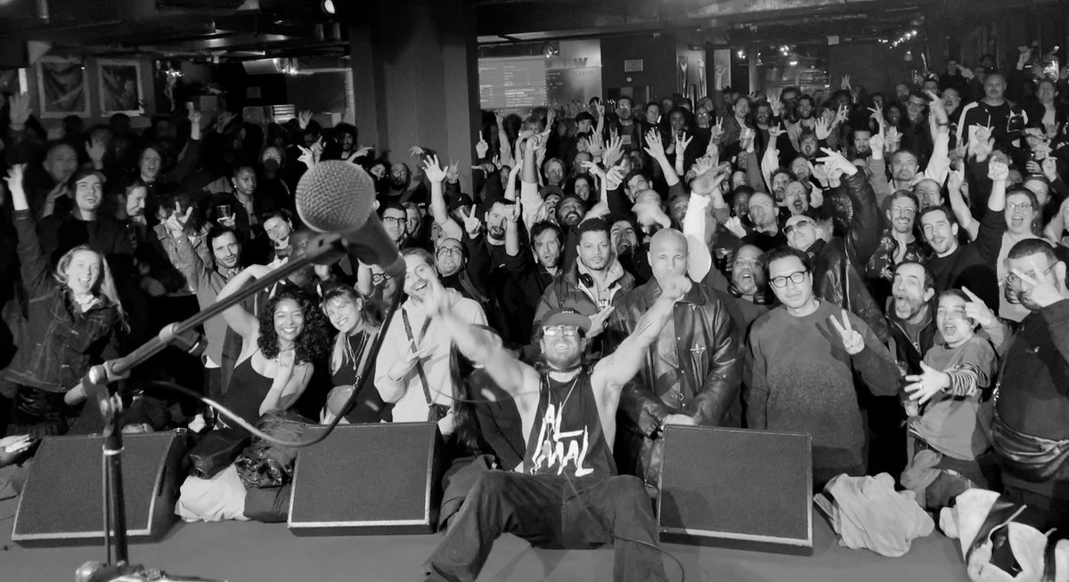 I used to be really active on here years ago but haven’t been doing much with the account until recently. Looking to connect with some old friends and some new friends then unfollow the rest🤷‍♂️If you see this interact with it so I know you rocking with me!🙌🙏✌️✌️