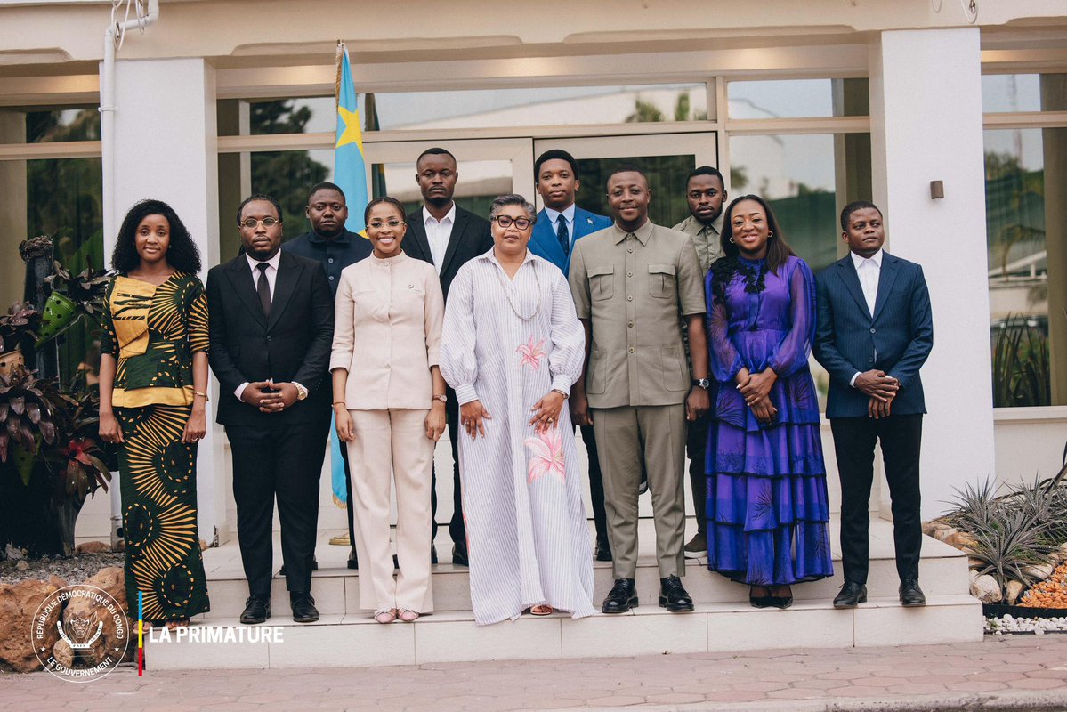 Ir Claude MBUYI (@mbuyiclaude12) on Twitter photo Ce jour, avec mon bureau du Conseil National de la Jeunesse <a href="/CnjRDC/">Conseil National de la Jeunesse CNJ-RDC</a>, nous avons eu lâhonneur dâĂȘtre reçus par Son Excellence Madame Judith Suminwa Tuluka <a href="/SuminwaJudith/">Judith SUMINWA TULUKA</a>, PremiĂšre Ministre et Chef du Gouvernement, en prĂ©sence de Son Excellence Madame GrĂące Kutino <a href="/GraceKutino/">Grace Emie Kutino</a>, Ce jour, avec mon bureau du Conseil National de la Jeunesse <a href="/CnjRDC/">Conseil National de la Jeunesse CNJ-RDC</a>, nous avons eu lâhonneur dâĂȘtre reçus par Son Excellence Madame Judith Suminwa Tuluka <a href="/SuminwaJudith/">Judith SUMINWA TULUKA</a>, PremiĂšre Ministre et Chef du Gouvernement, en prĂ©sence de Son Excellence Madame GrĂące Kutino <a href="/GraceKutino/">Grace Emie Kutino</a>,