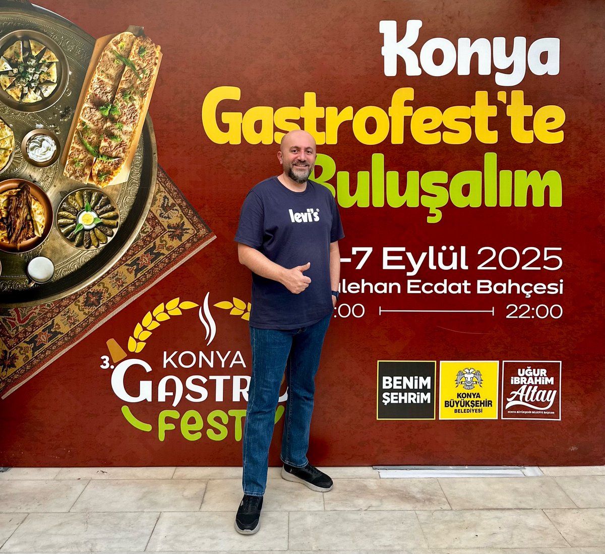 3. Konya Gastrofest’i ziyaret etme şansım oldu, Konya Büyükşehir Belediyesi’nin şehrin markalaşması ve coğrafi işaretli ürünlerin tanıtımı için önemli bir girişimi olmuş, ünlü gastronomi ustalarının katılımıyla ulusal ölçekte görünürlük kazanmıştır.
#KonyaGastronomiFestivali