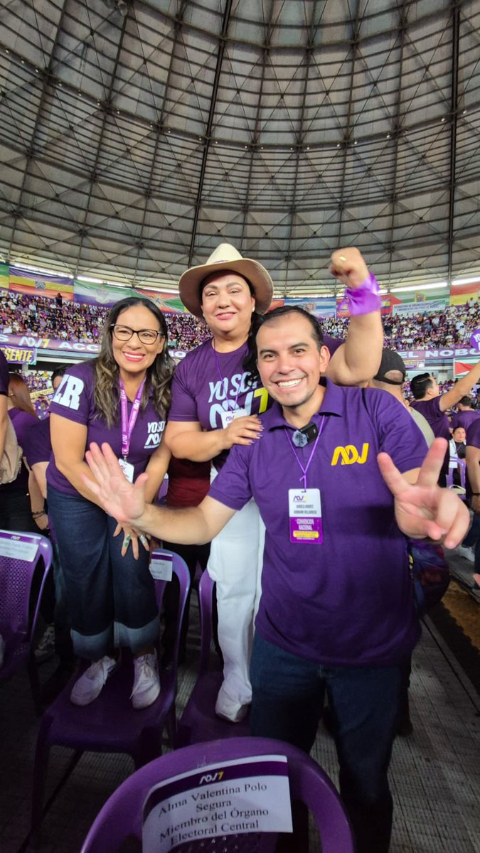 haburbano's tweet photo. Orgulloso de ser parte de este proyecto de país. Un nuevo estilo de hacer política, desde la juventud, desde las necesidades de la gente , muy pragmático e indescifrable. @danielnoboaok @adnecuadorok #yosoyADN7 https://t.co/11kRNCBAoq