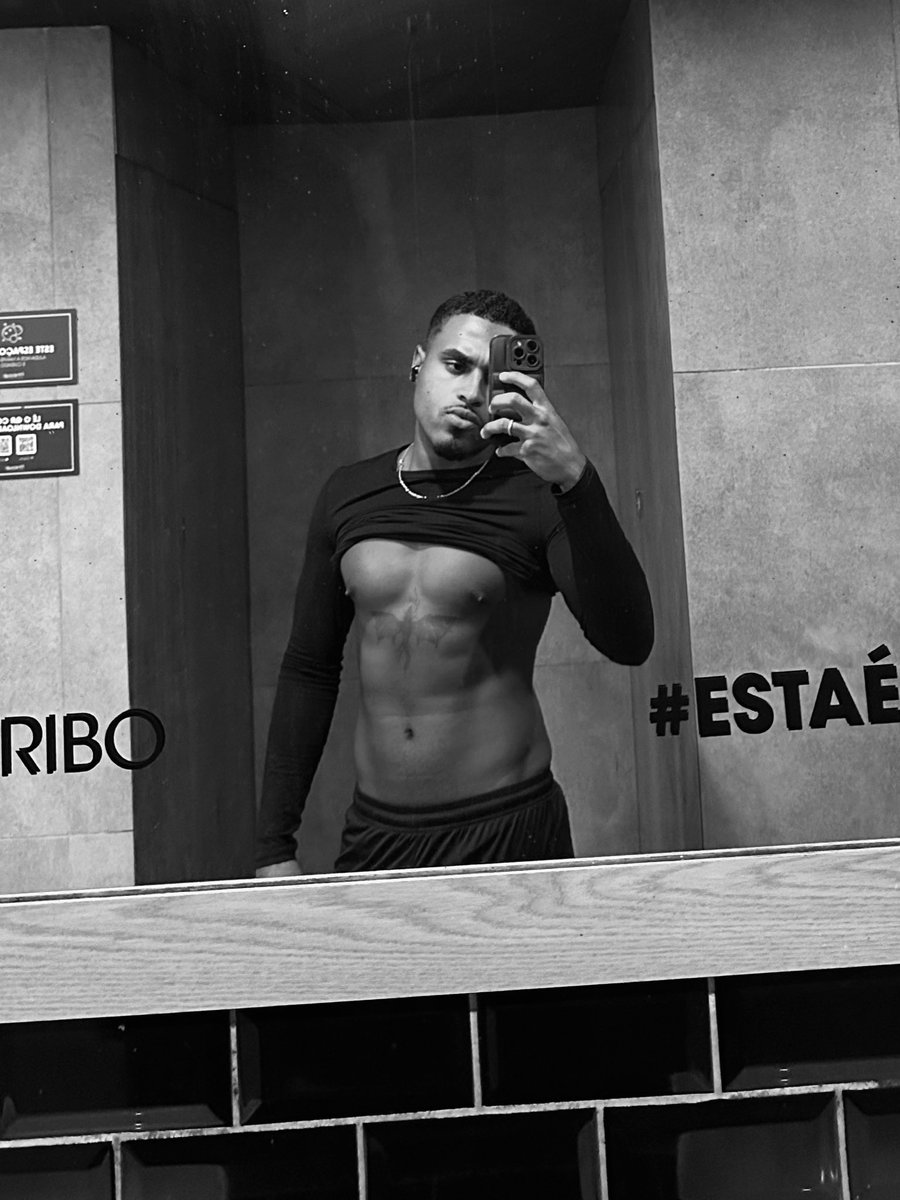 emersoons2's tweet photo. eu tô uma coisa assim: 🫦 https://t.co/4qqNAKFQlF