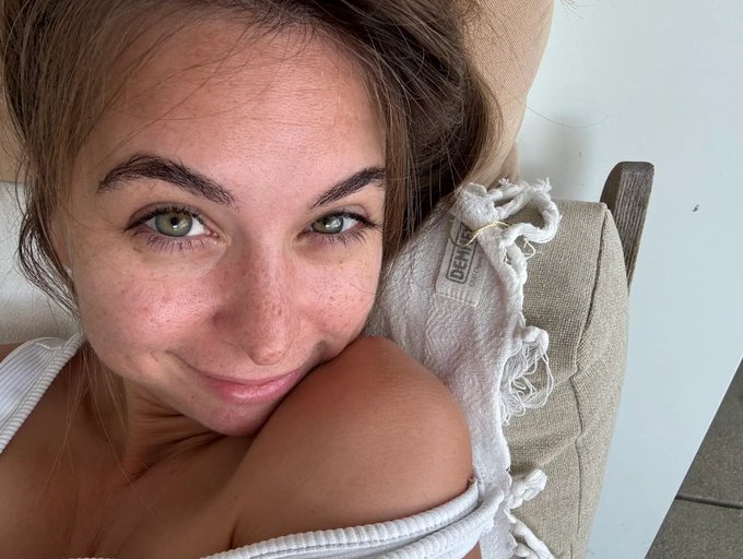 Chat with me, I just woke up 🫶 https://t.co/uyieDXSJBN https://t.co/xHxEX3DCkQ<a href="/tag/racecar1"class="tags"><span>#racecar1</span></a>