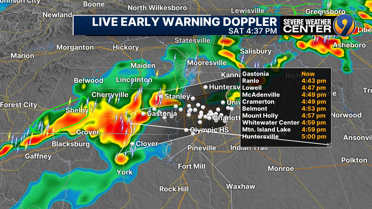 WSOCWeather's tweet image. STAY ALERT. At 4:40pm batch of storms, localized gusty winds, possibly small hail, definitely some lightning Stanley-Gastonia-Clover heading northeast...likely reaching Uptown Charlotte 5:00-5:30pm.
