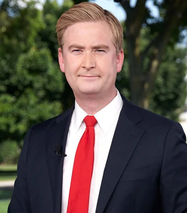 Victoria00025's tweet image. BREAKING: Peter Doocy dropped the absolute best question right out the gate catching Zelenskyy off guard:

“Zelenskyy are you prepared to continue to keep sending Ukrainian troops to their de*th for another couple years or will you agree to redraw the maps”

Thoughts??