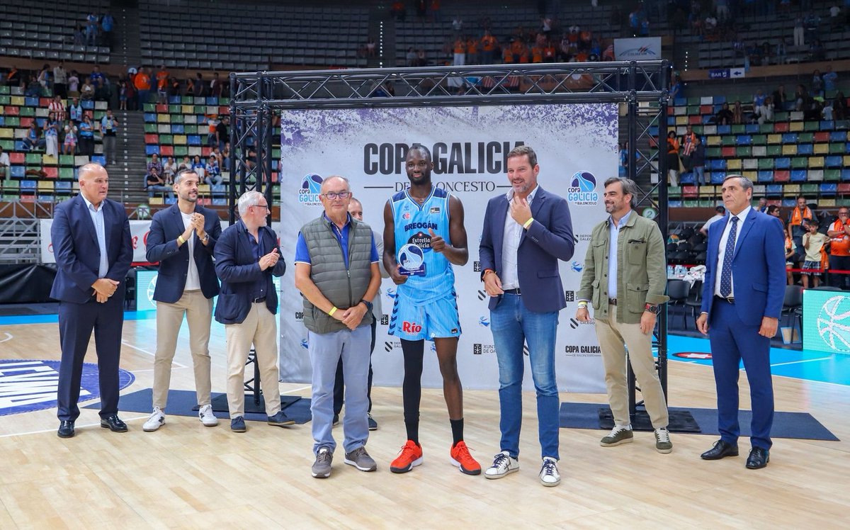 Parabéns, Bakary Dibba!
MVP da Copa Galicia 2025!
🩵