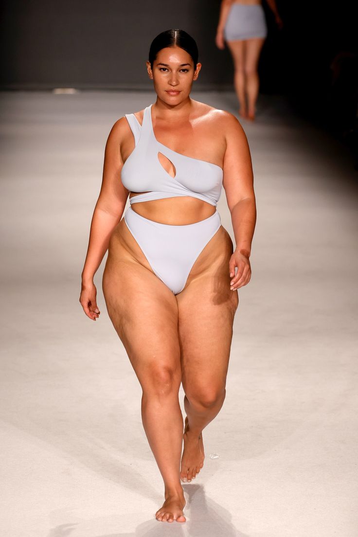 MasonMarti41202's tweet image. &quot;Passion in coding isn’t just about writing lines of code; it’s about weaving your dreams into algorithms, turning caffeine into creativity, and building bridges between imagination and reality, one debugged line at a time.&quot; #CodeWithHeart 💻✨