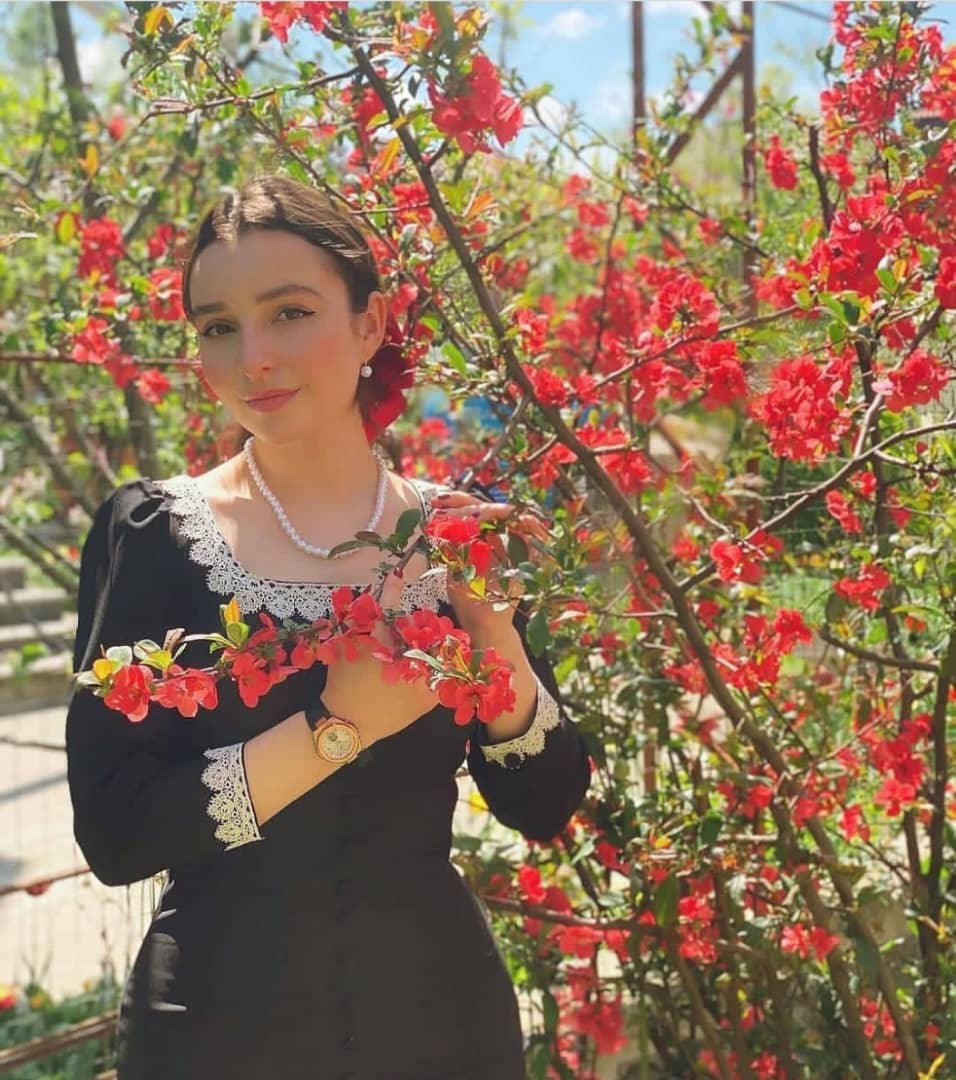 Emily Isabella (@a7667asmian) on Twitter photo 