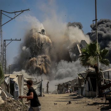 This is how Israeli occupation military is evacuating’ us from the city of Gaza and pushing us to ‘safe’ places!
This is how Israeli occupation government is preparing for ‘voluntary’ immigration!