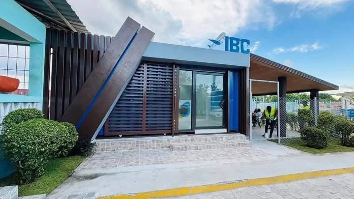 Tmener11's tweet image. #IBC nan Okay,konnya m ta renmen moun yo di m èske se sa IBC fè an ki pral fè èpòt Okay la entènasyonal ?😃😃😃