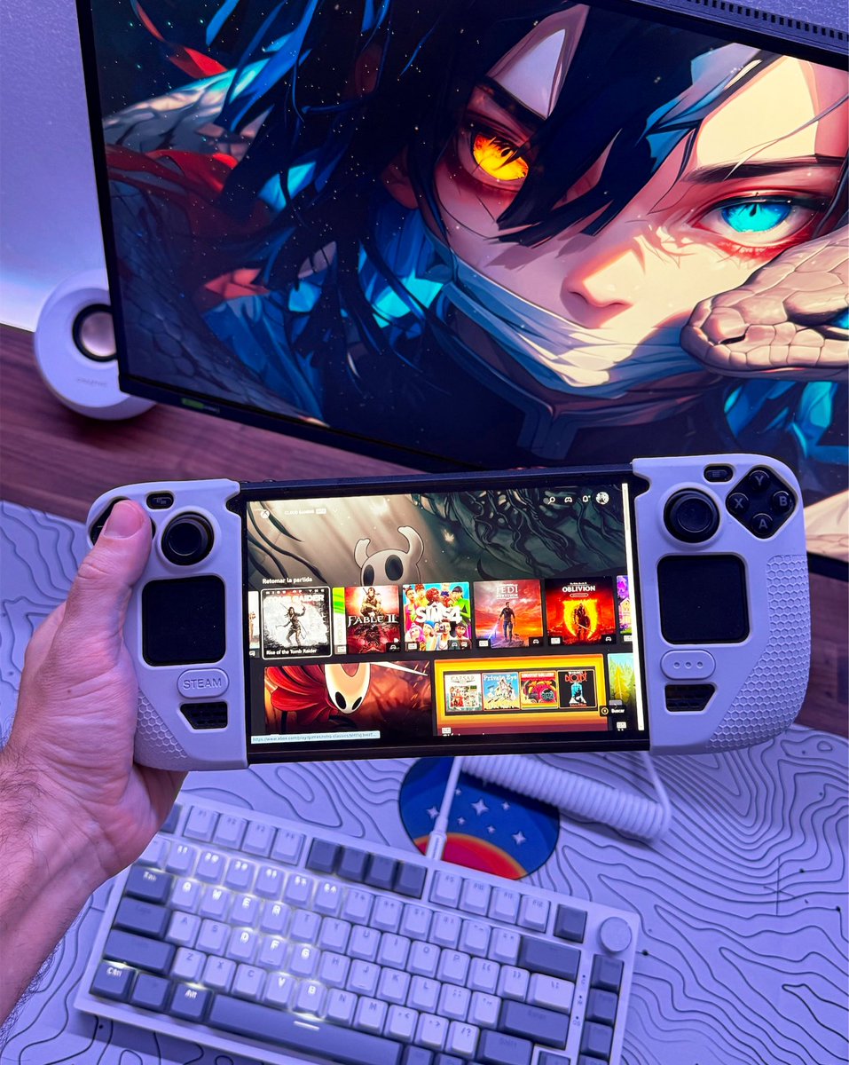 Hace unos seis meses tomé la decisión de hacerme con una Steam Deck Oled y ya puedo decir con toda seguridad que estoy muy contento con ella. Es una gozada 😌