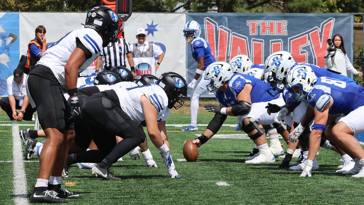 The <a href="/EIU_FB/">Eastern Illinois Football</a> team fell on the road on Saturday afternoon losing 38-14 at Indiana State

Charles Kellom rushed for 86 yards and two second half TDs for the Panthers

Connor Wolf with 112 yards passing
Saipeti Maiava Jr with 11 tackles

Recap🏈👀⬇️
eiupanthers.com/news/2025/9/6/…