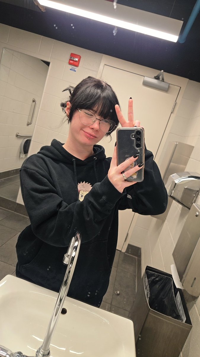 soju satoru tweet media