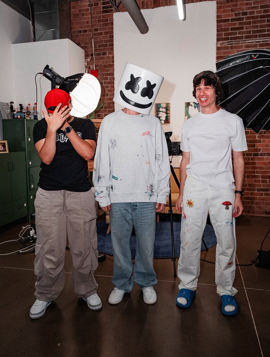 SlushySource's tweet image. "kiss marry kill 😂" via SlushyNoobz Instagram post!