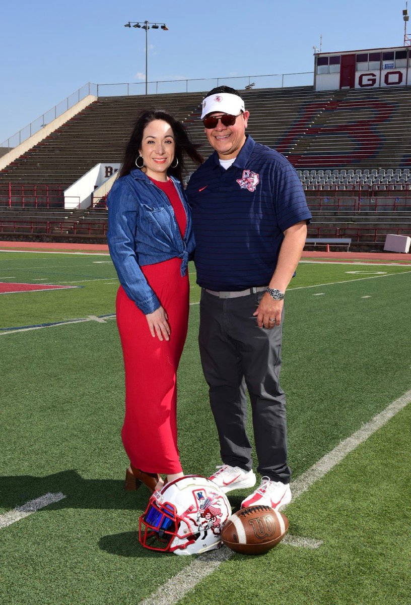 CMRecoder's tweet image. Happy 45th to my love 💕 Every year with you gets better. Here’s to more laughter, love, and adventures together. ❤️🎉 @CoachRecoder #HappyBirthday