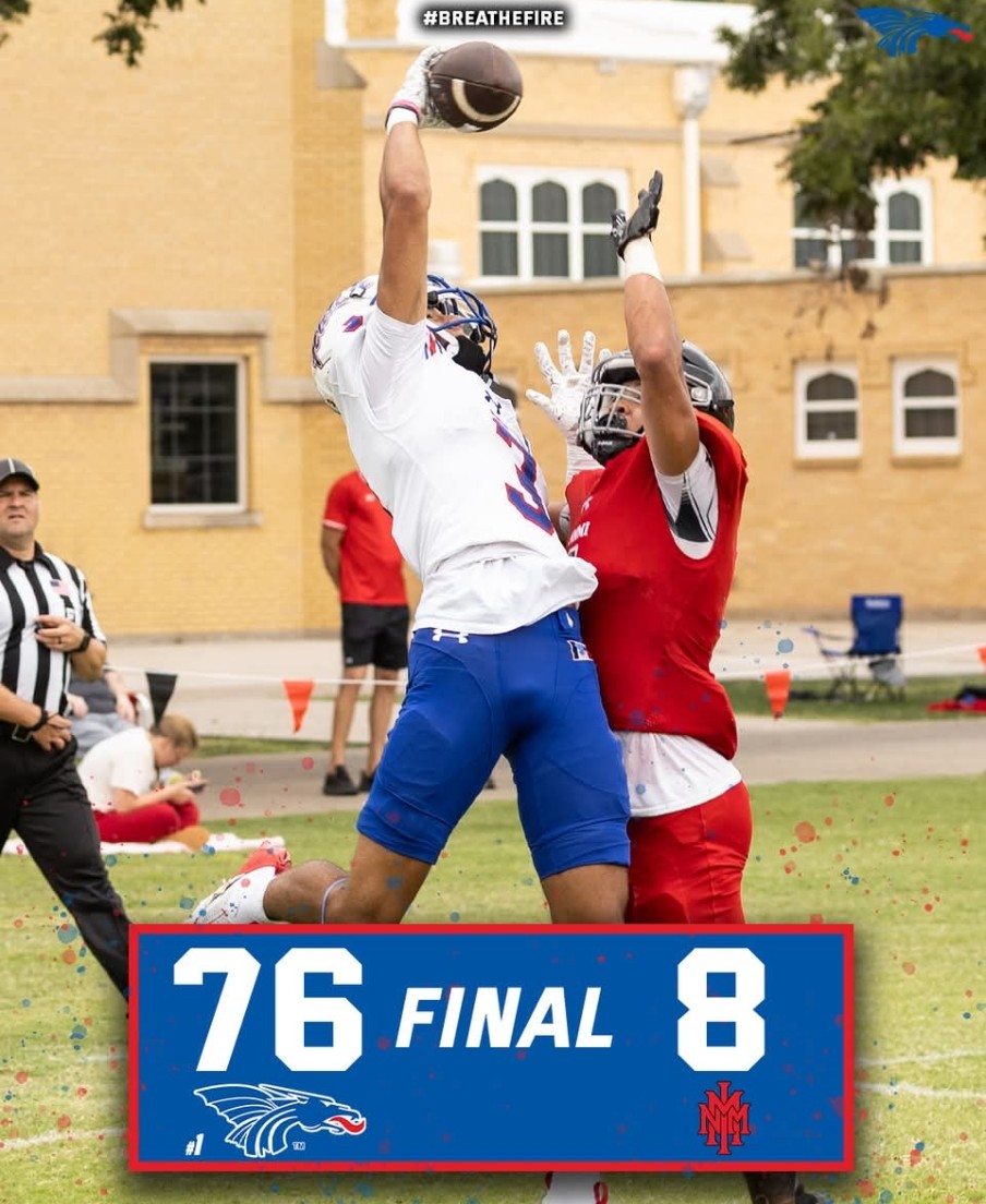 And so the run begins!  <a href="/BlueDragonsFB/">Hutchinson Blue Dragon Football</a> #ALLGASNOBRAKES