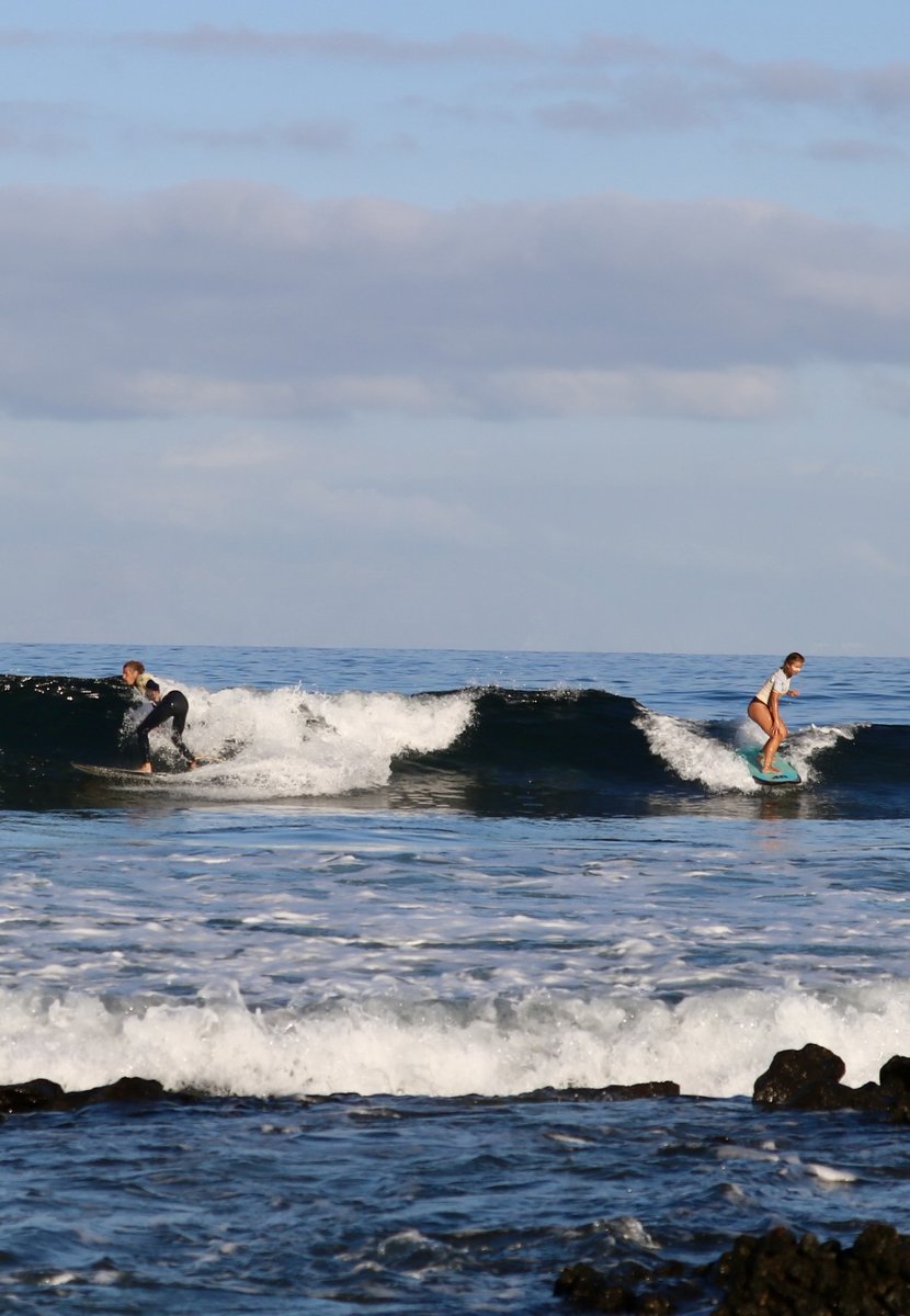 We had the chance to join an intermediate surf lesson at Tilegit Surf School🌊✨

The waves were smaller that day, it was perfect for working on sideways riding and pumping techniques.

Thank you so much Tilegit and hope to see you soon!!

#TilegitSurfSchool #SurfTenerife