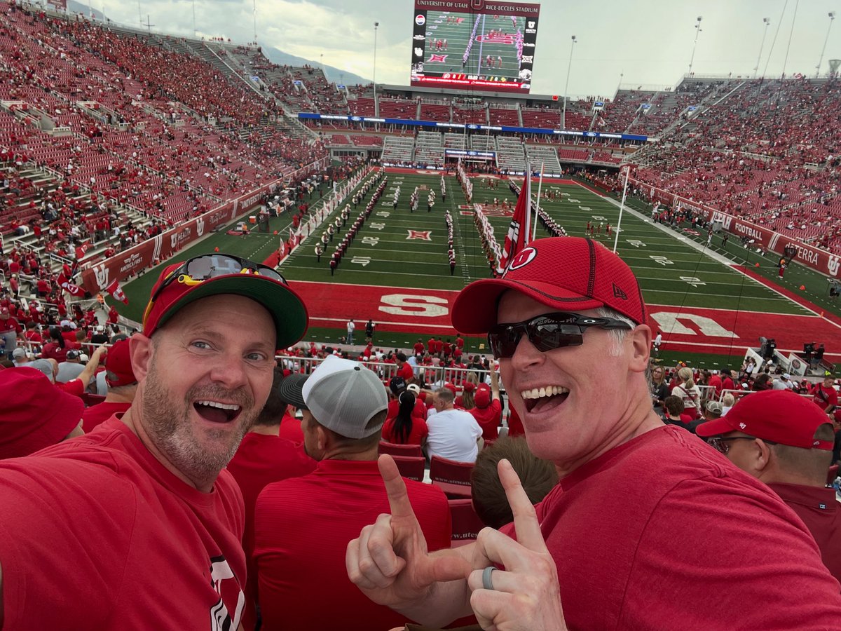 k_r_baum's tweet image. So glad to be back. So excited for the season. Always a great time to hang out with @neil_argyle as well. #utesgameday #goutes