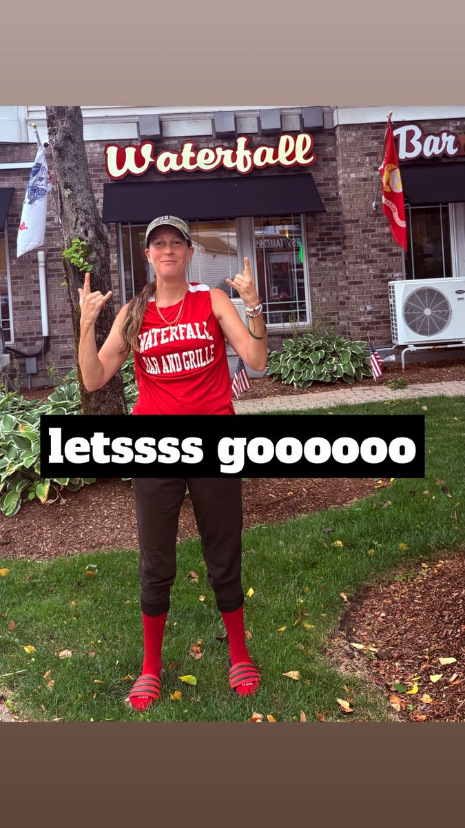 j3nnyb00m's tweet photo. proof that i “touched some grass today” .. charity softball tournament fundraiser for the tatas! #TeamWaterfall #SaveTheBoobies 🥎🩷🤟🏻 https://t.co/ILwgbQ0ljy